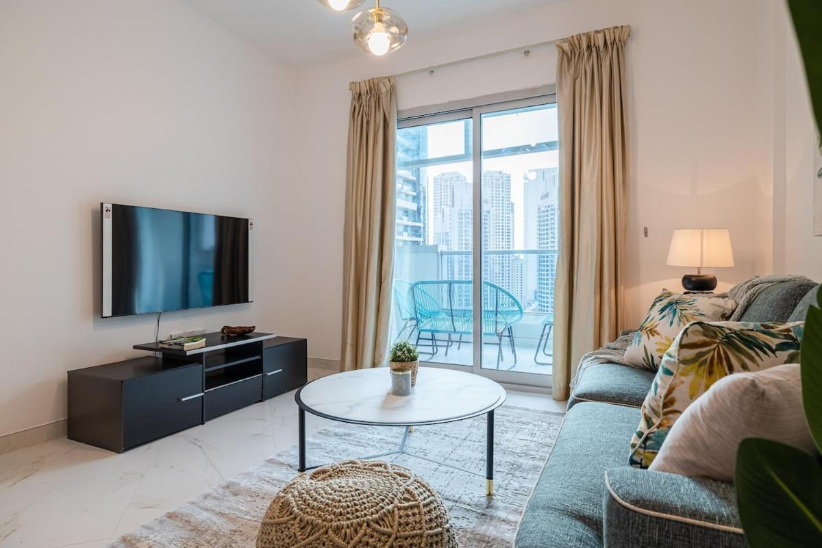 2 Bedroom Apartment I Marina Diamond 4 I Close To Metro Дубай Экстерьер фото